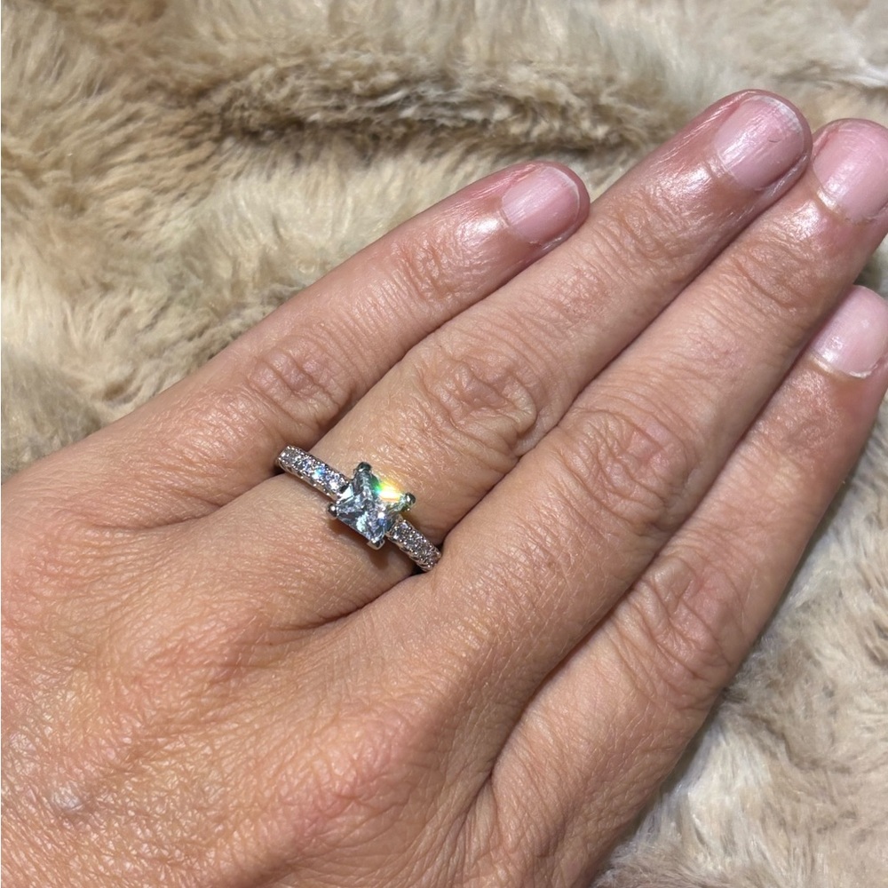 Silver S925 Solitaire Ring with Accent Stones cz